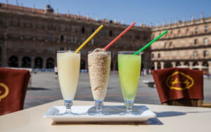 Comer helado en la Plaza Mayor de Salamanca