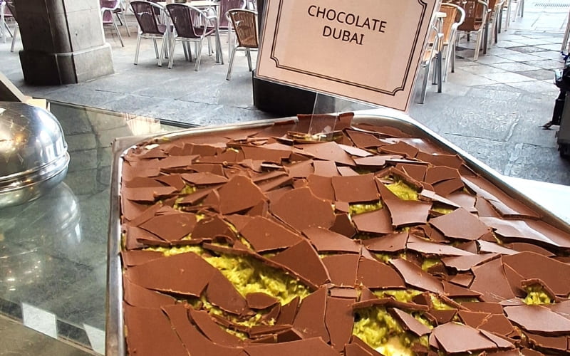 Tomar helado en el centro de Salamanca